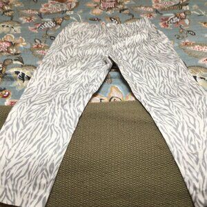 Vintage White and Gray Andre Oliver Crop Pants size 8